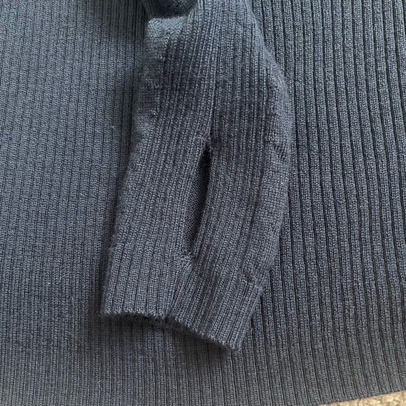 Lululemon Merino Wool Turtleneck - Picture 2 of 6